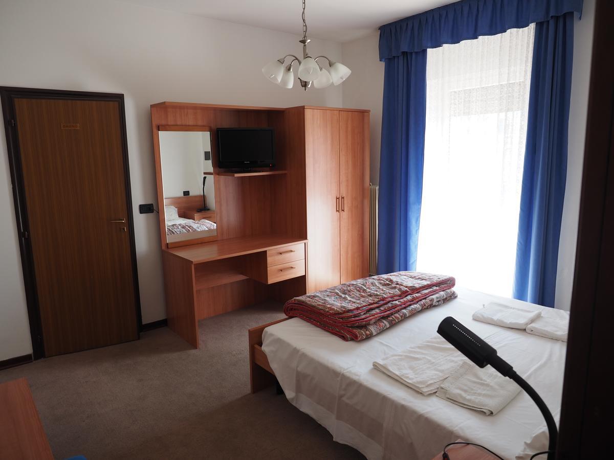 Albergo Alla Stazione Roncegno エクステリア 写真