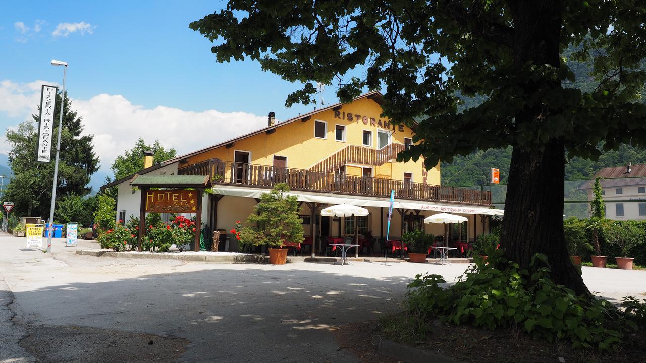 Albergo Alla Stazione Roncegno エクステリア 写真